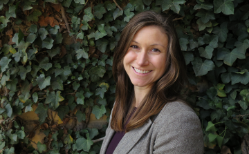 Faculty Q&A: Dr. Joelle LeMoult balances curiosity and compassion